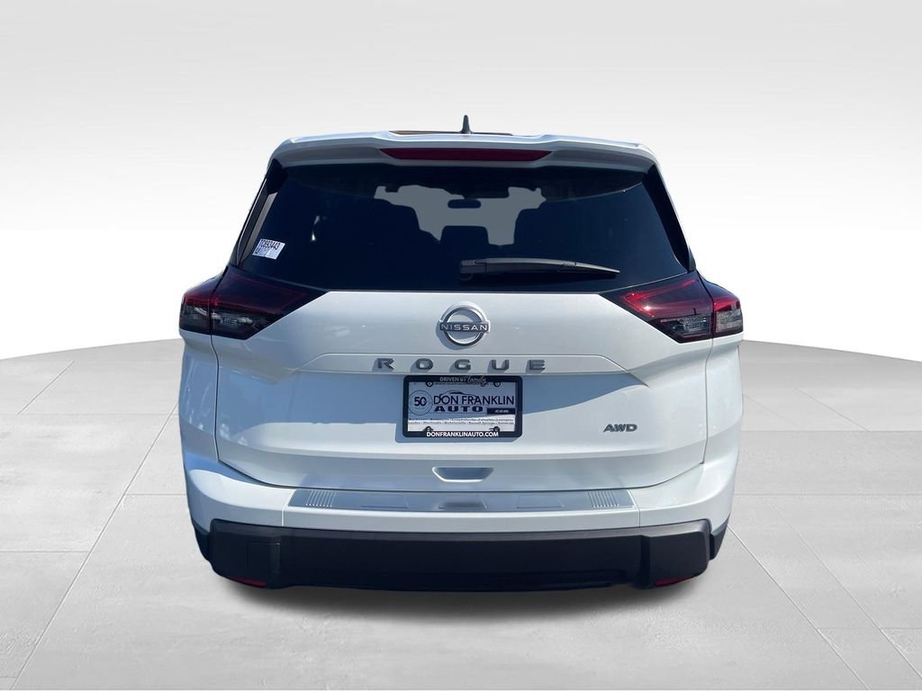 New 2026 White Nissan SV image 4