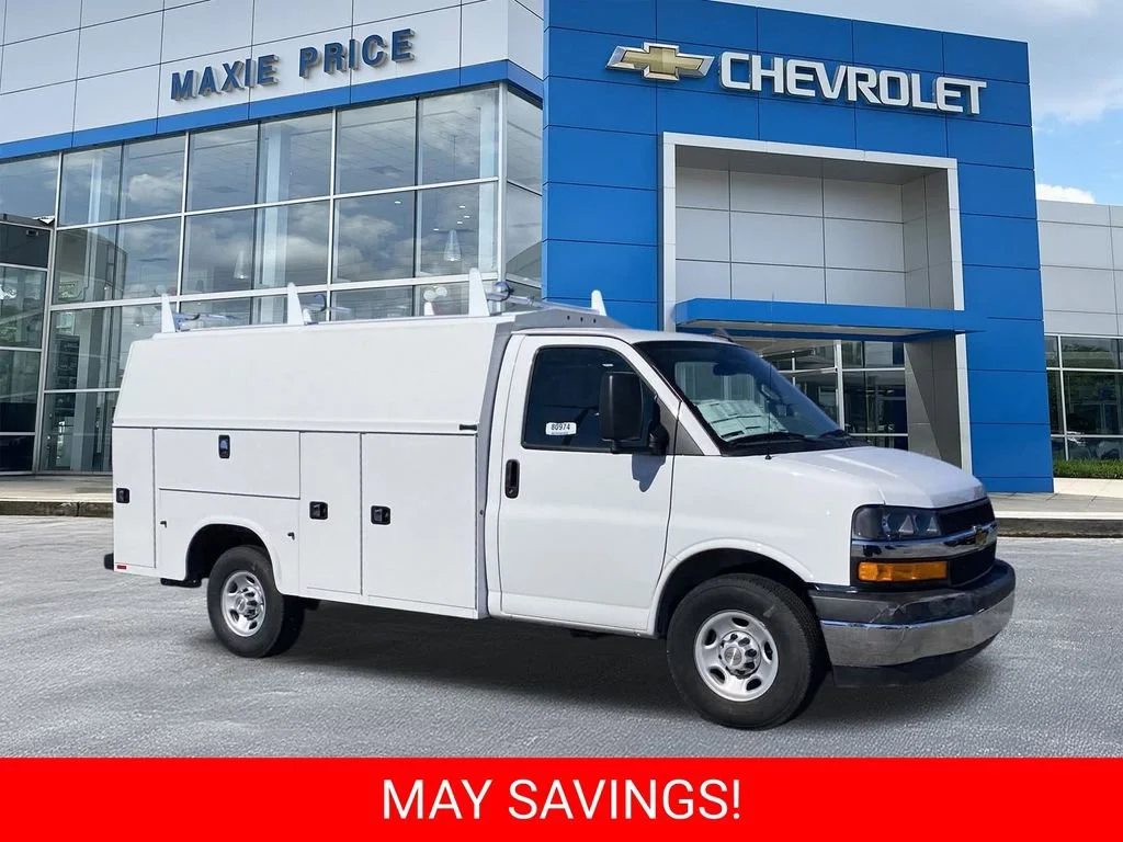 2025 Chevrolet Express 3500 139" WB's photo