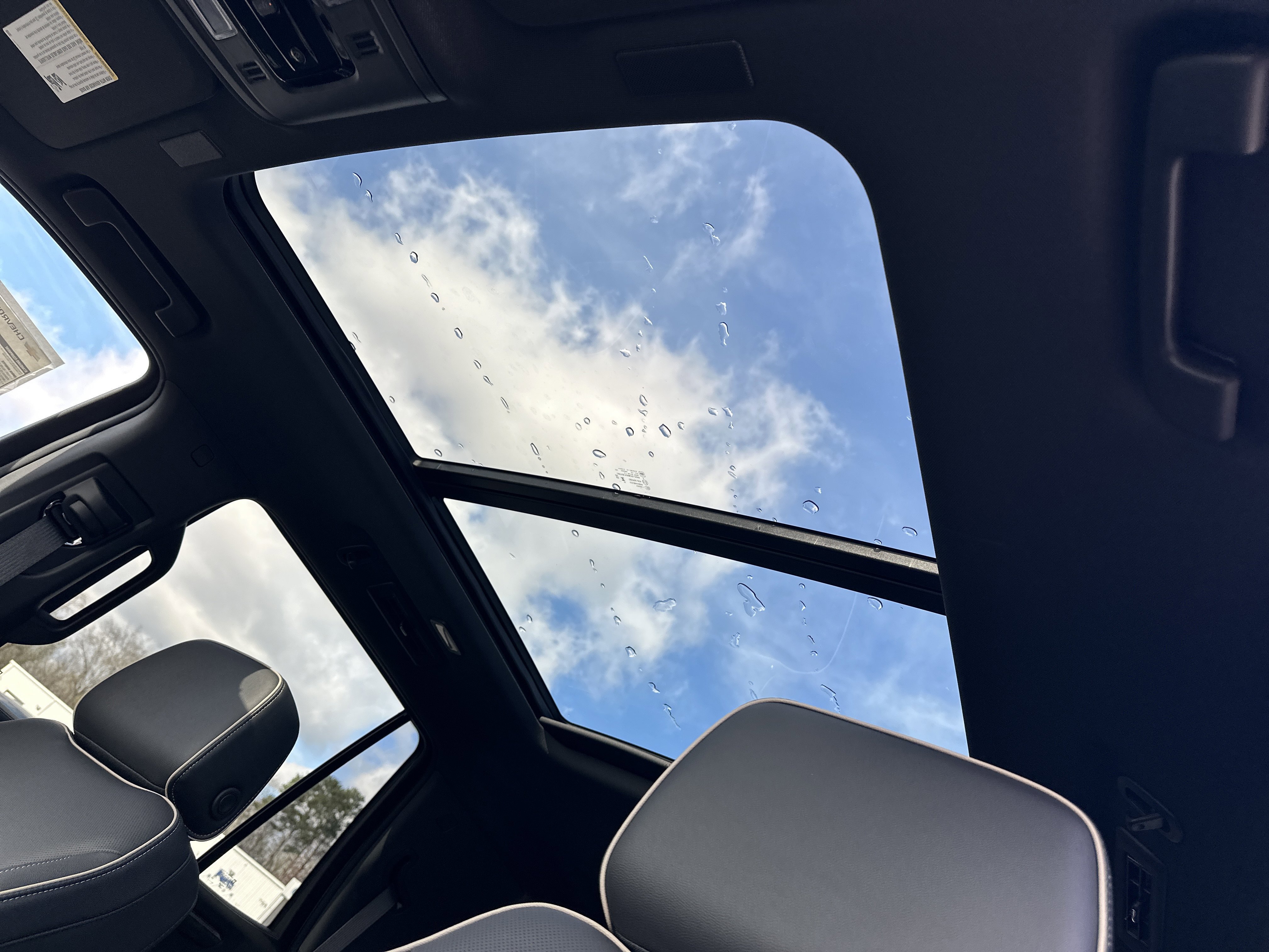 2026 Chevrolet Tahoe Premier - Photo 31