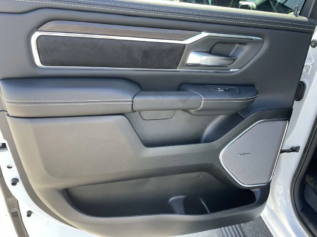 New 2027 Bright White Clear-Coat Exterior Paint RAM Laramie image 14