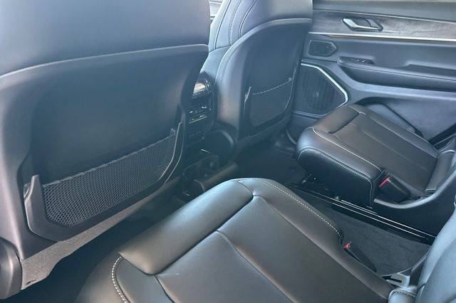 New 2026 Steel Blue Exterior Paint Jeep Limited image 11