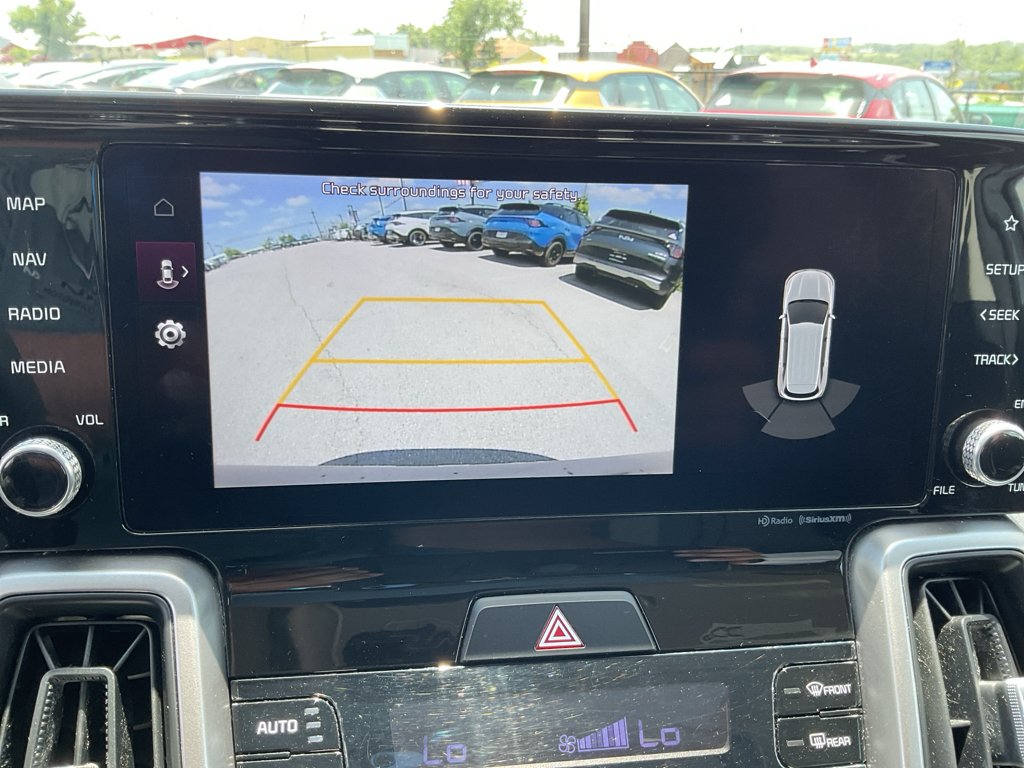 Certified Used 2022 Everlasting Silver Kia S image 29