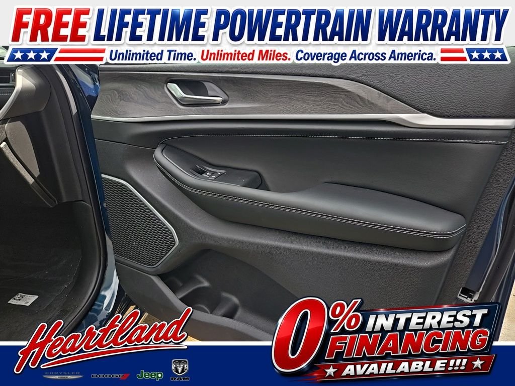 New 2026 Fathom Blue Pearl-Coat Exterior Paint Jeep Limited Reserve image 78