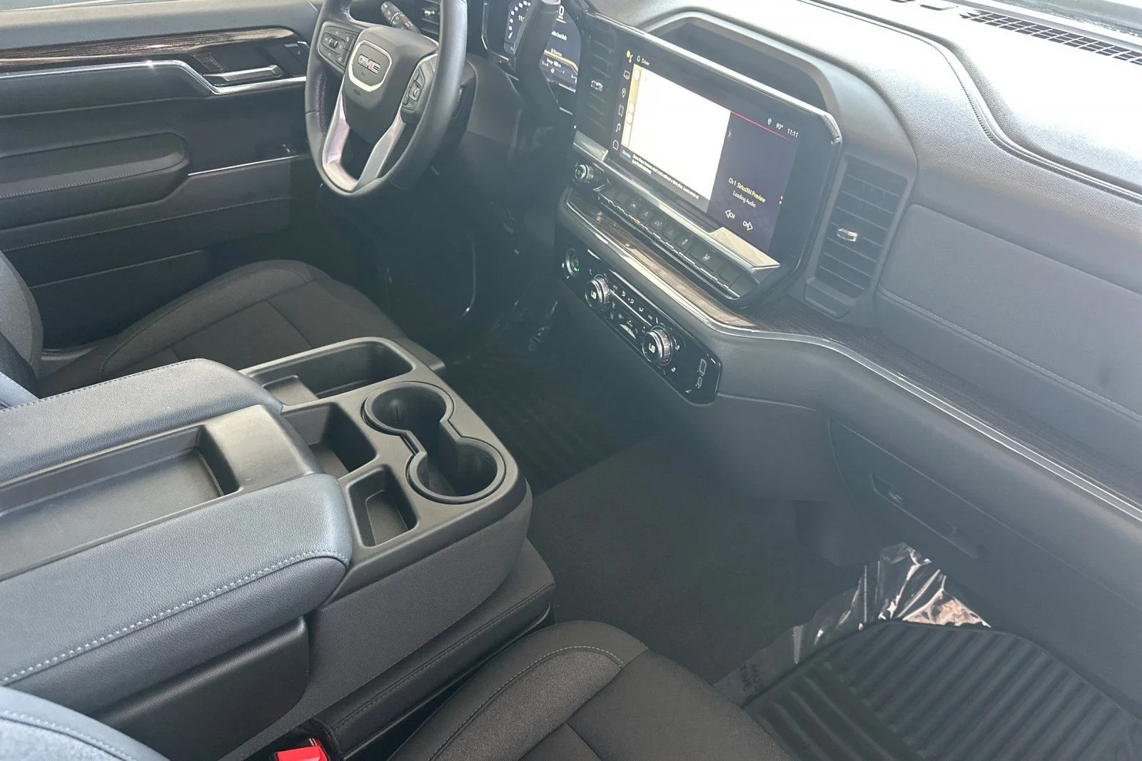 Used 2024 Gray GMC Elevation image 16