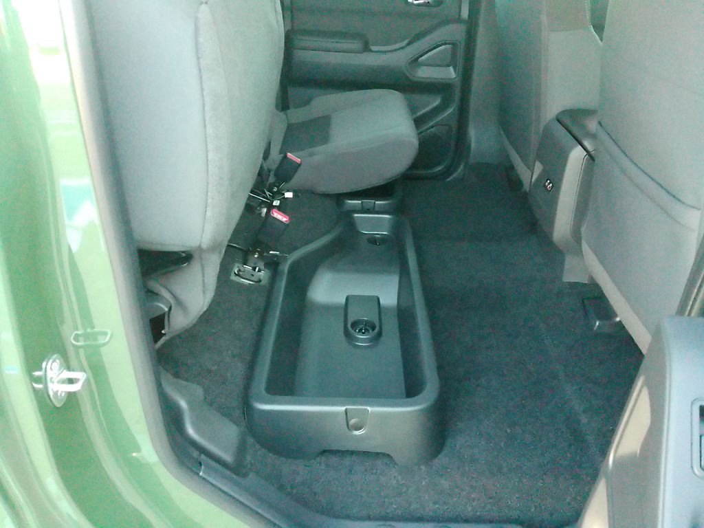 2026 Nissan Frontier SV - Photo 16