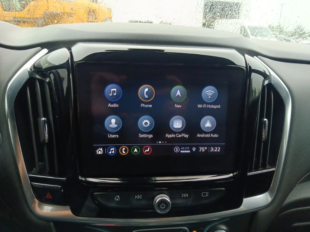 Used 2022 Summit White Chevrolet LT Leather image 21