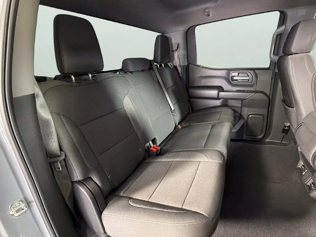Used 2025 Slate Gray Metallic Chevrolet Custom image 30