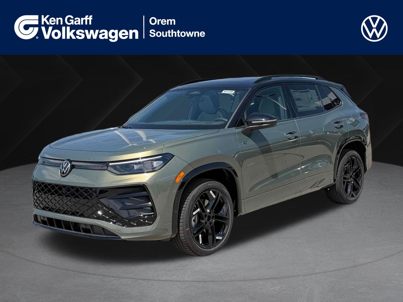 New 2026 Green Volkswagen SE R-Line Black image 1