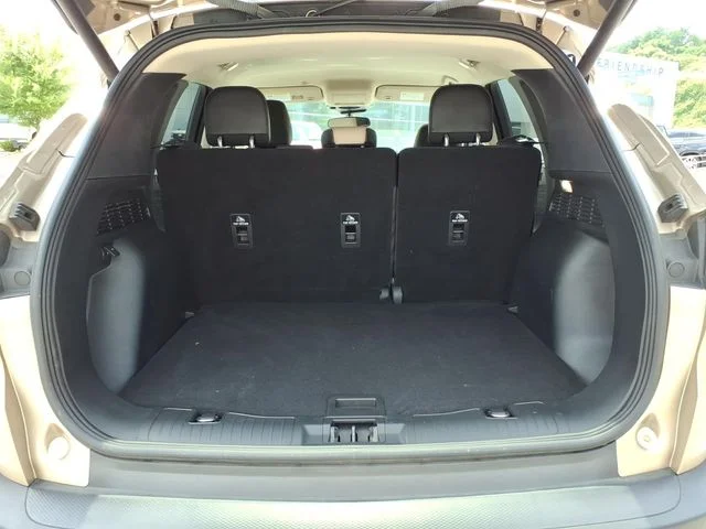 Used 2020 Gold Ford SEL image 10