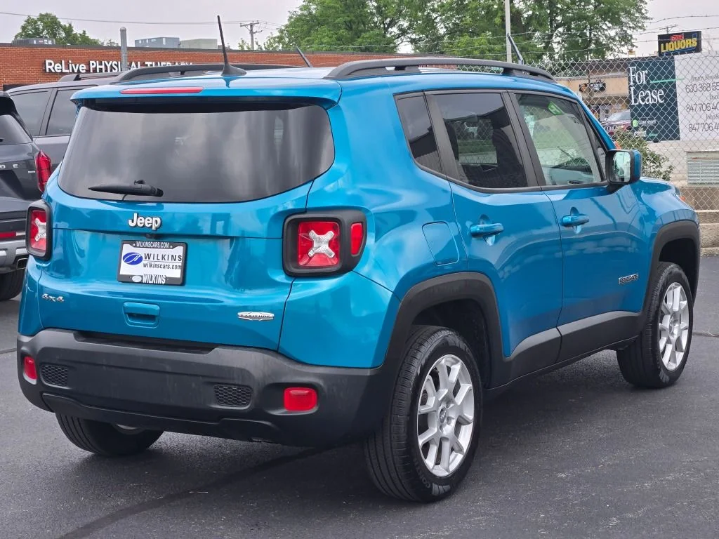 Used 2021 Teal Jeep Latitude image 12