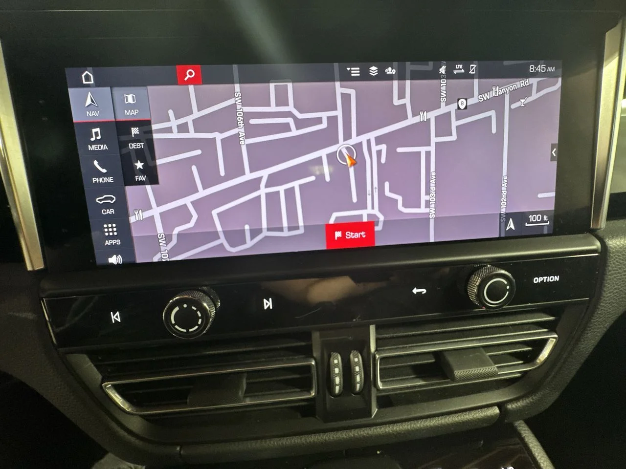 2024 Porsche Macan Base - Photo 27