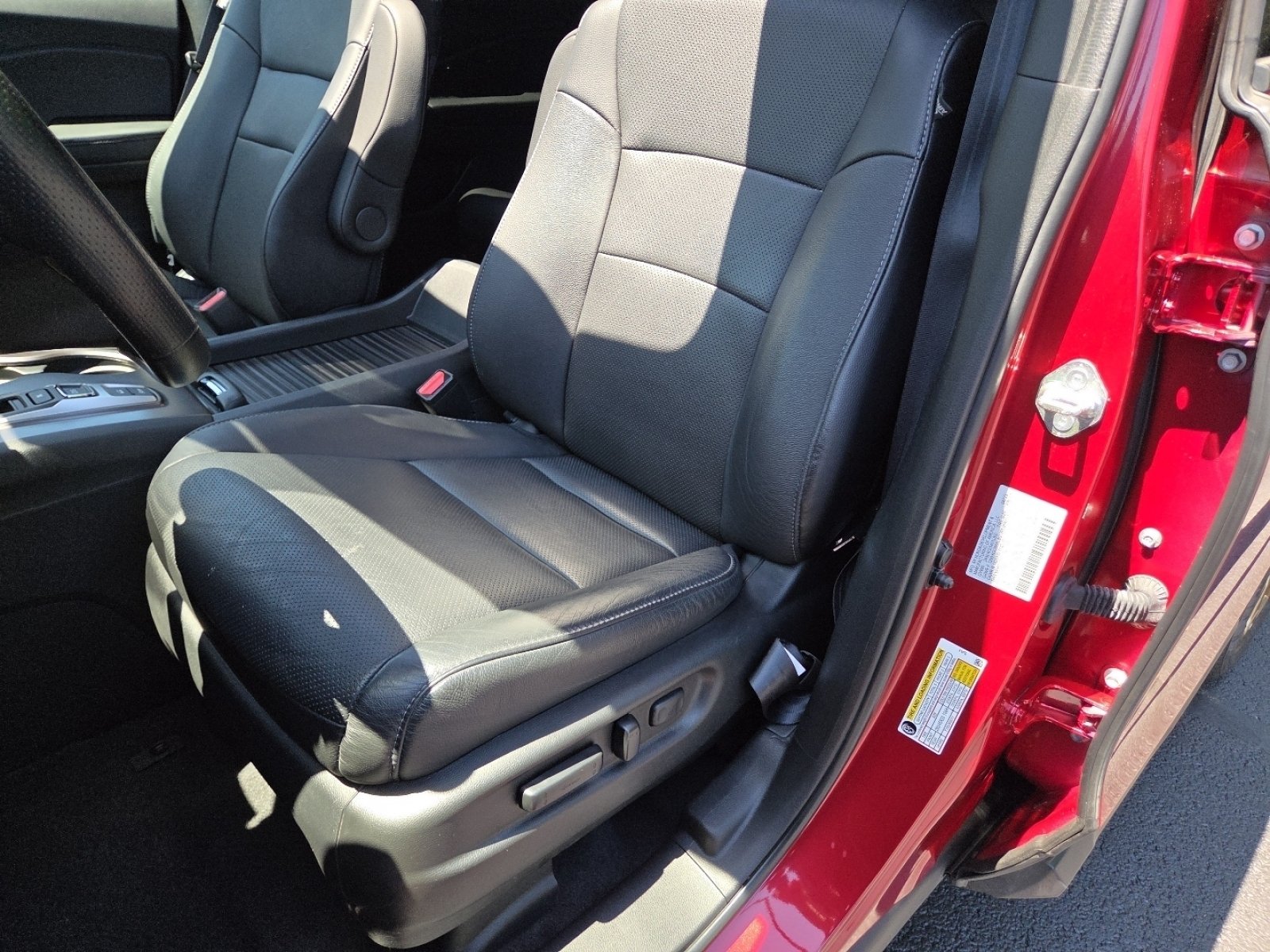 Certified Used 2023 Radiant Red Metallic II Honda EX-L image 25