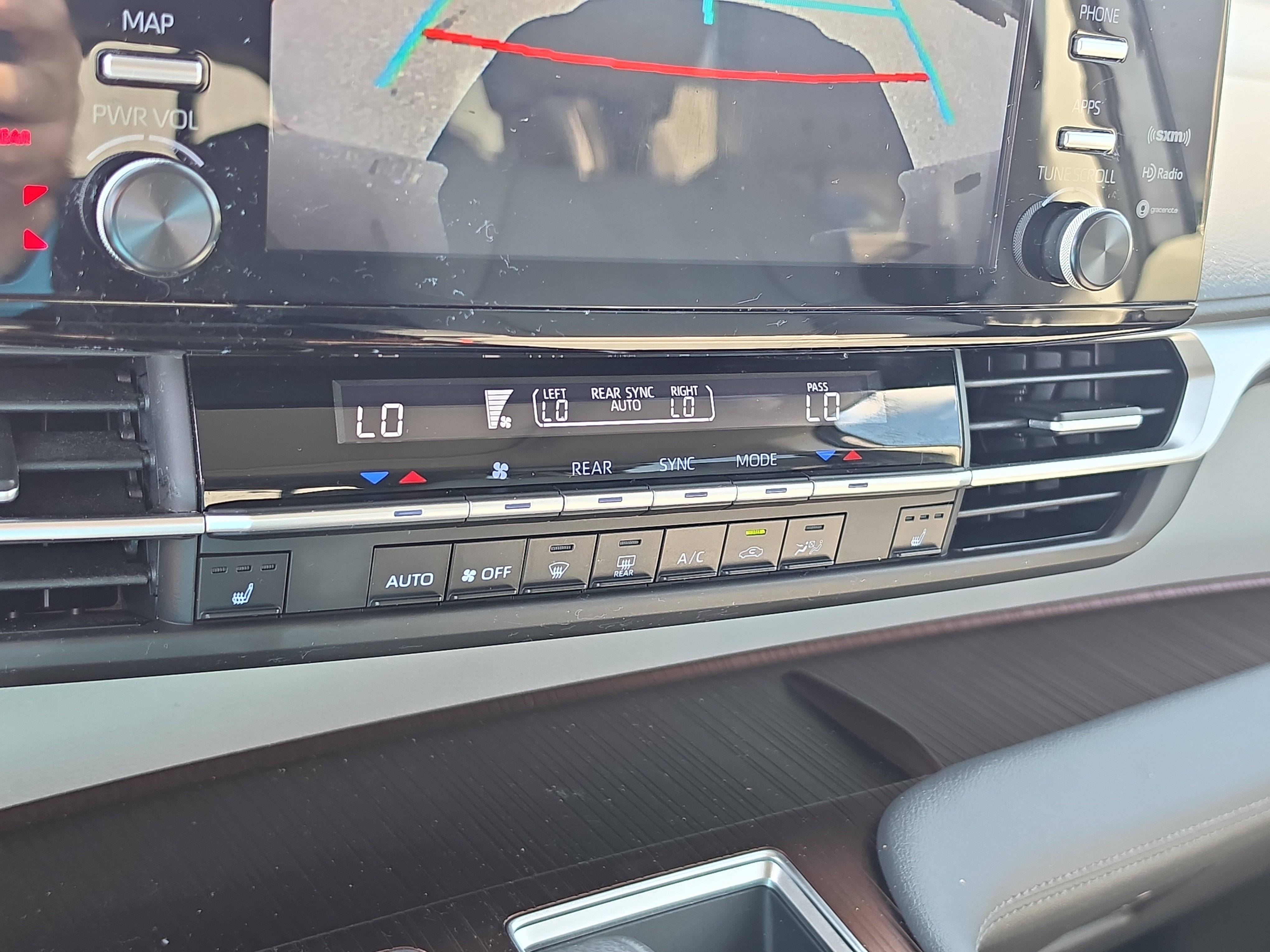 Used 2022 Sunset Bronze Mica Toyota XLE image 26