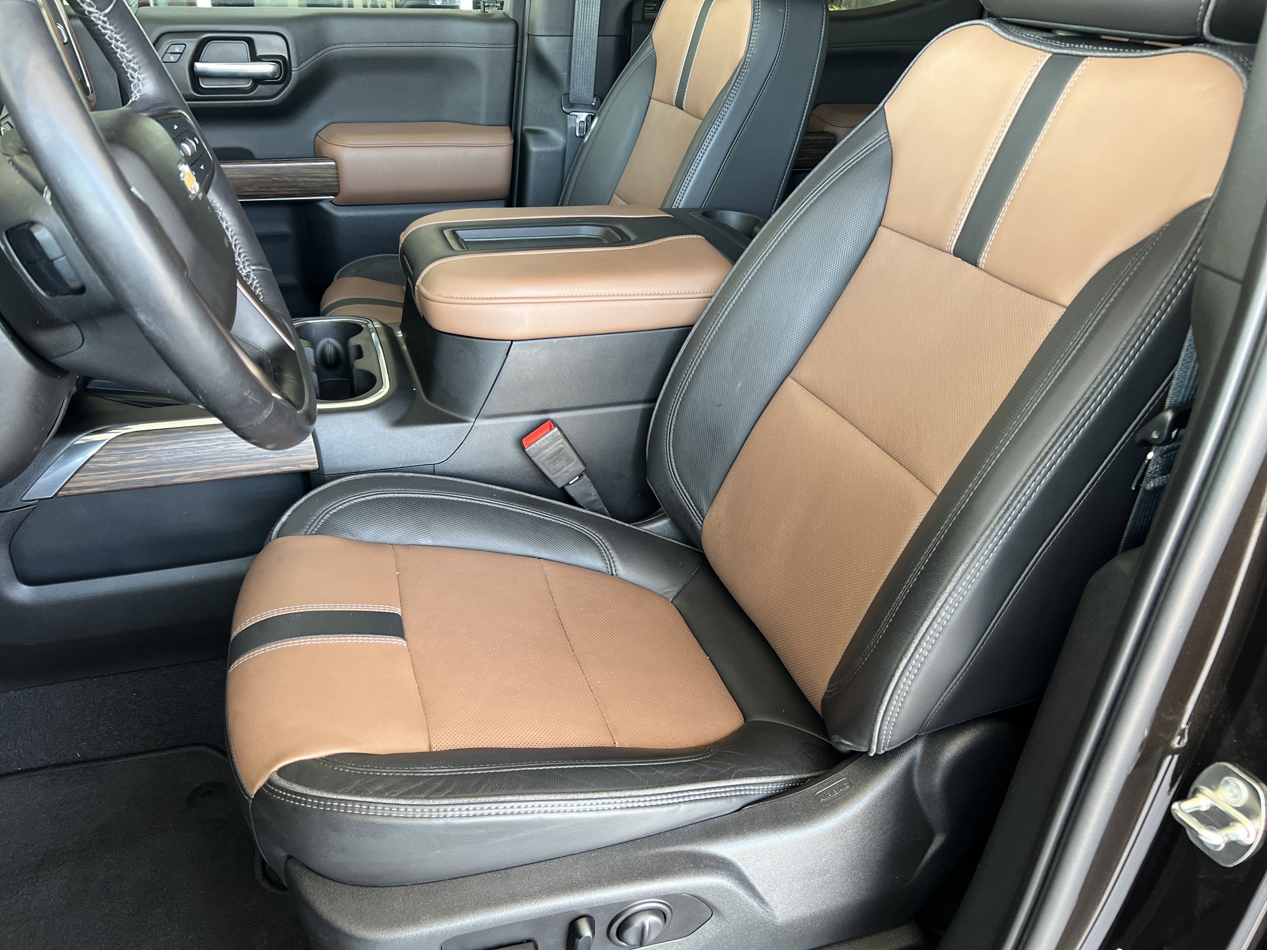 Used 2020 Havana Brown Metallic Chevrolet High Country image 10