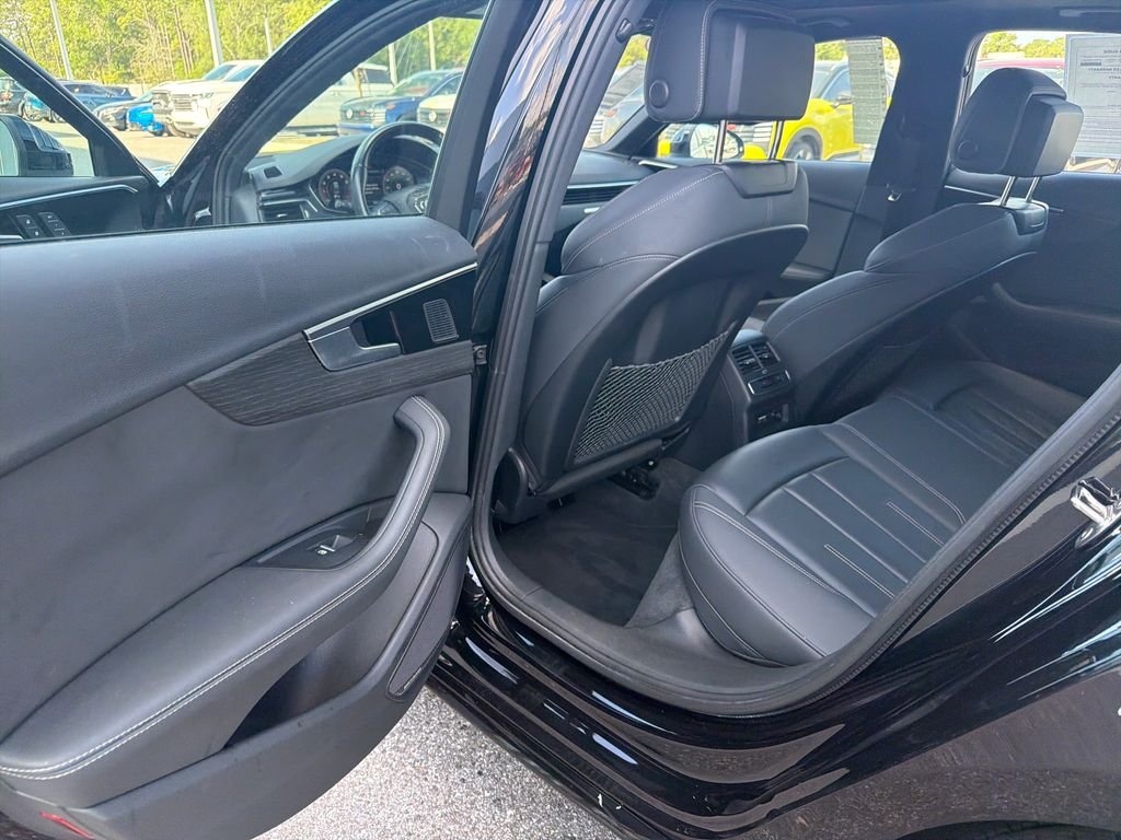Used 2024 Mythos Black Metallic Audi 45 S line Premium Plus image 19