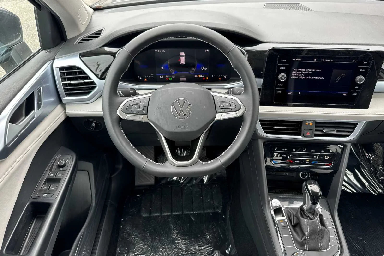 New 2026 Silver Volkswagen 1.5T SE image 14