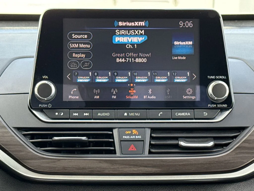 Used 2023 Gray Nissan 2.5 SV image 25