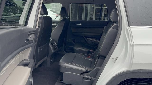 2022 Volkswagen Atlas SE w/Tech - Photo 13