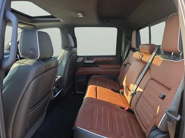 2026 GMC Sierra 2500HD Denali Ultimate - Photo 10