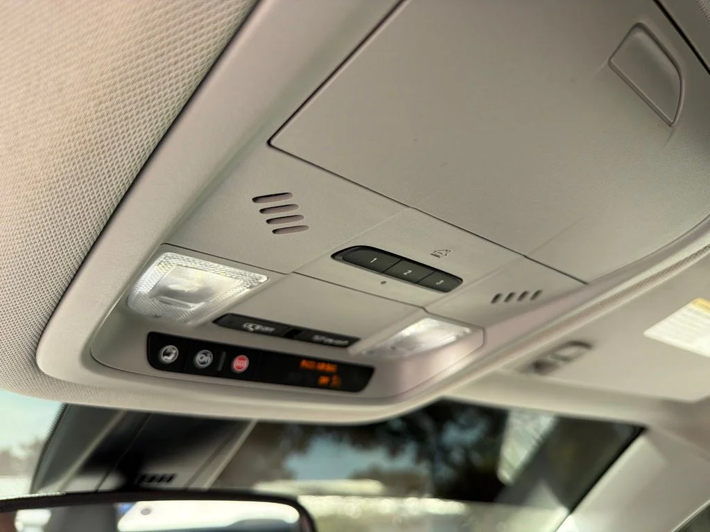 Used 2022 Gray GMC SLT image 19