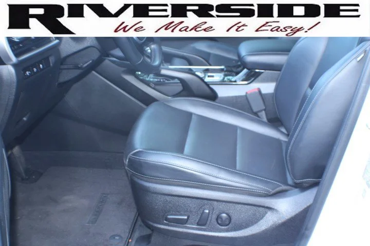 Used 2024 Glacial White Pearl Kia S image 13