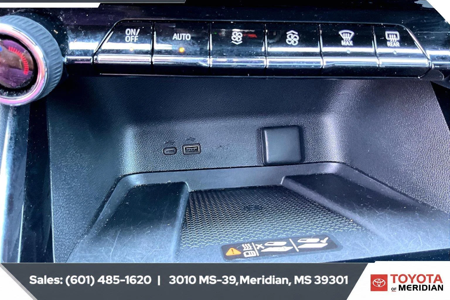 Used 2026 Mosaic Black Metallic Chevrolet AWD LT image 24