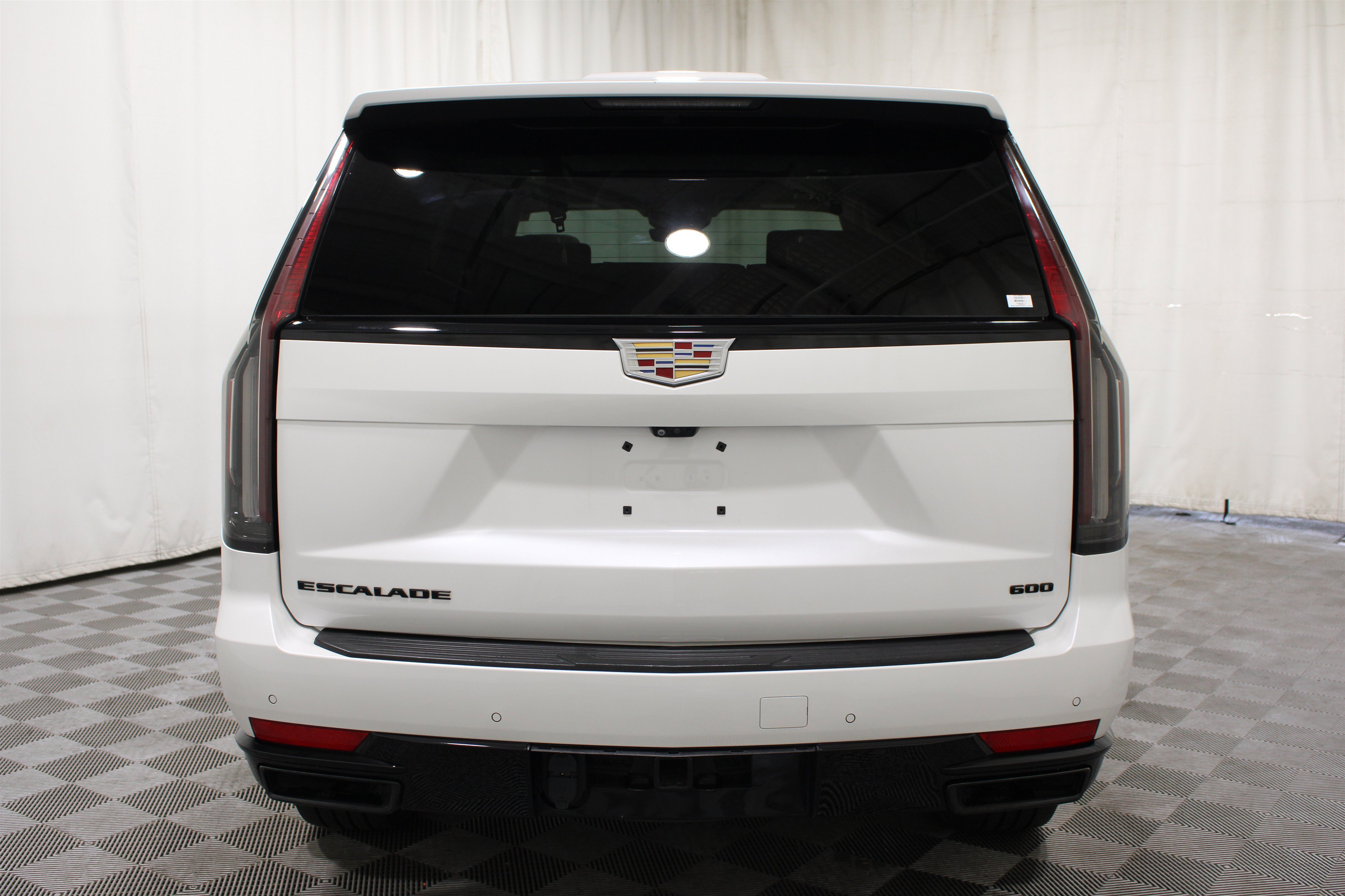 Used 2023 Crystal White Tricoat Cadillac 4WD Sport Platinum image 36