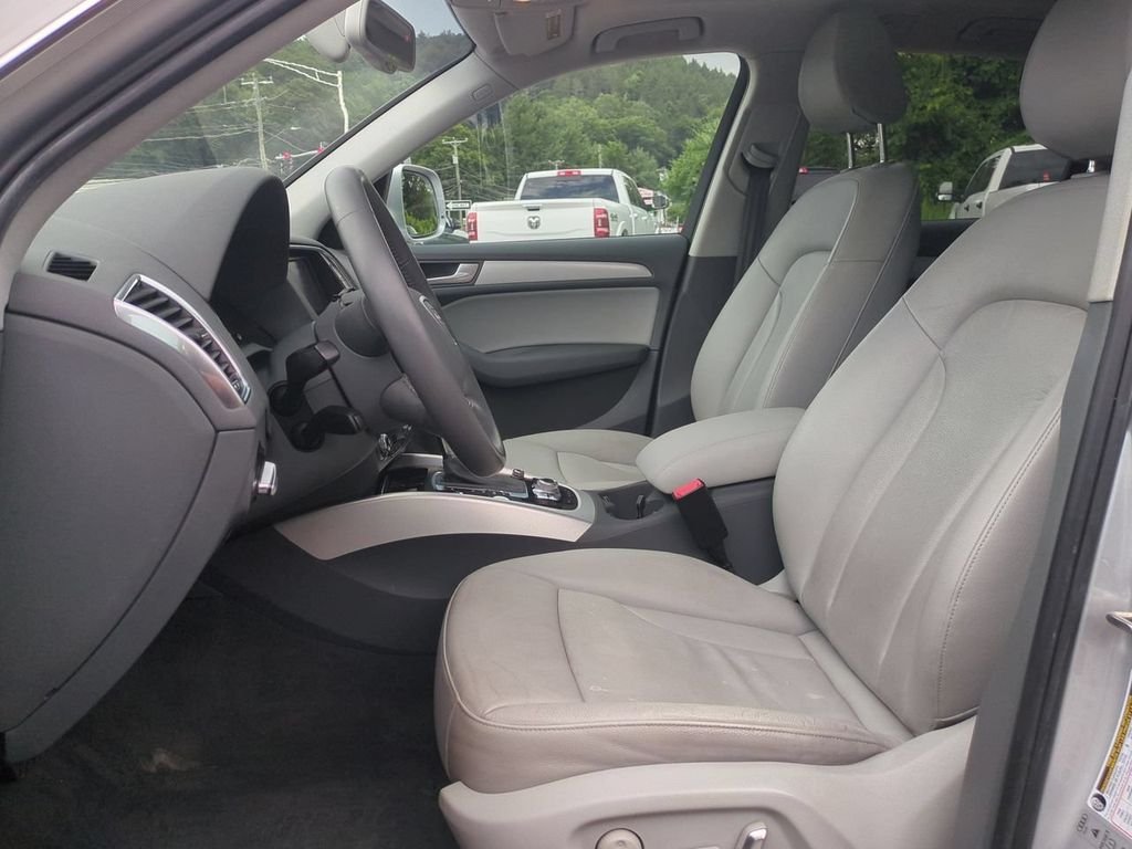 Used 2013 Silver Audi 3.0T Premium Plus image 23