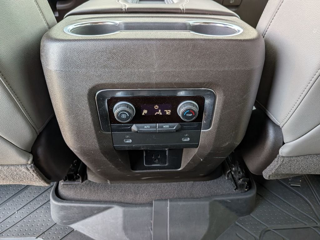 Used 2021 Red Chevrolet Z71 image 37
