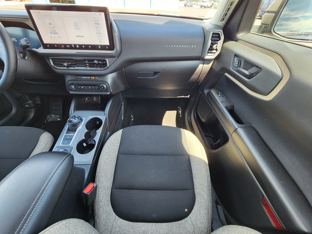 Used 2025 Shadow Black Ford Big Bend image 27