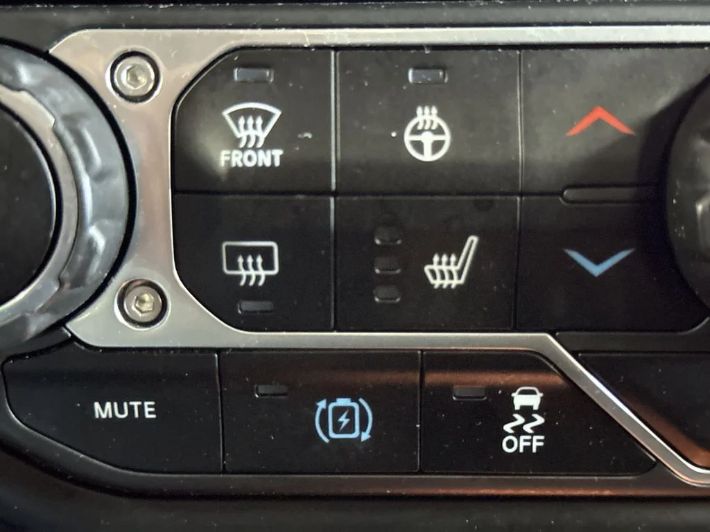 Used 2023 Gray Clearcoat Jeep Sahara 4xe image 29