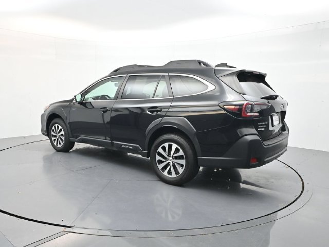 Used 2024 Crystal Black Silica Subaru Premium image 5