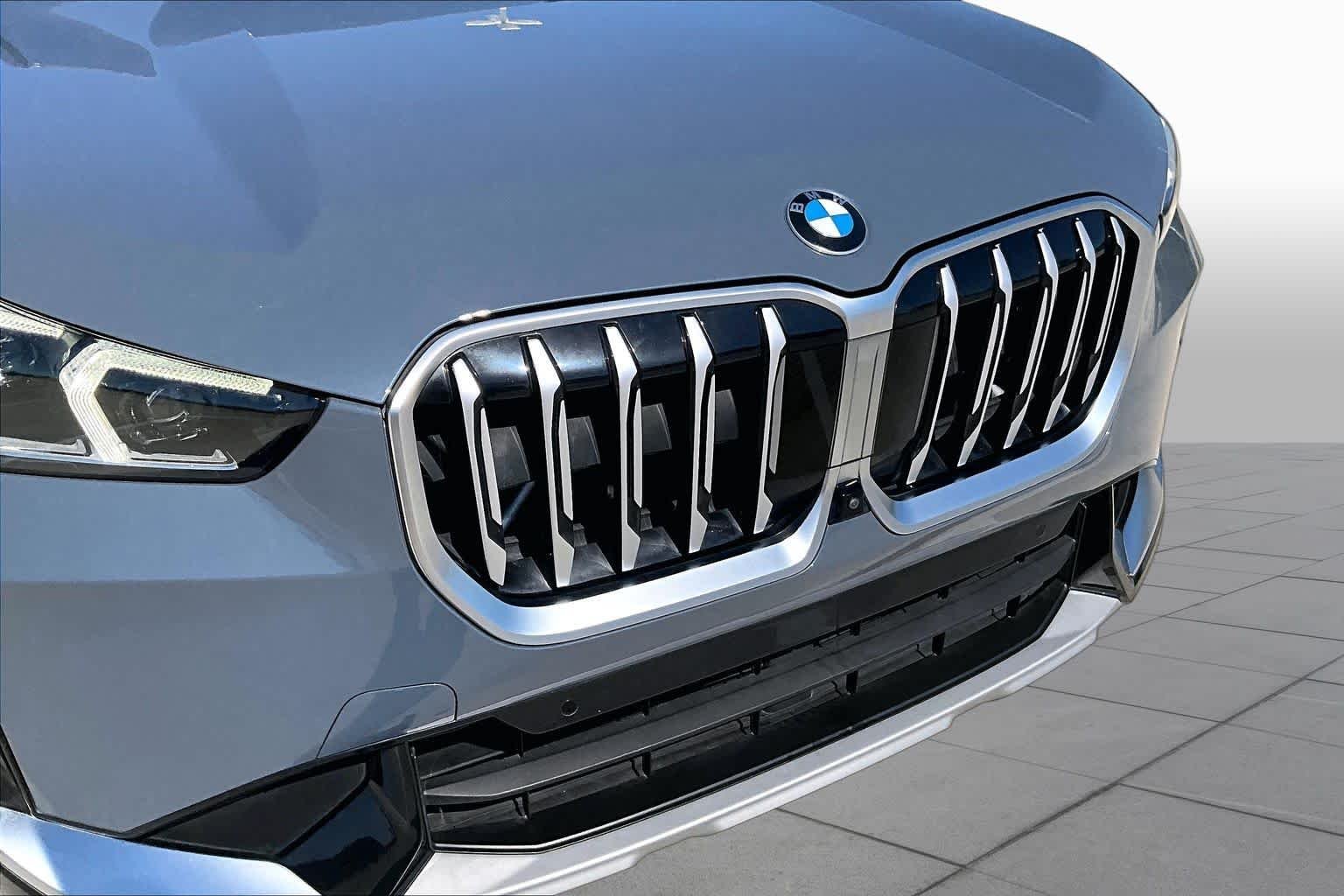 Used 2024 Storm Bay Metallic BMW xDrive28i image 28