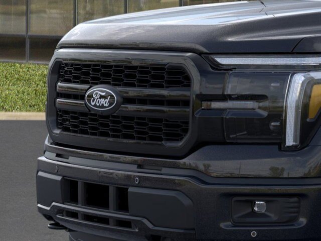 New 2026 Agate Black Metallic Ford LARIAT image 36