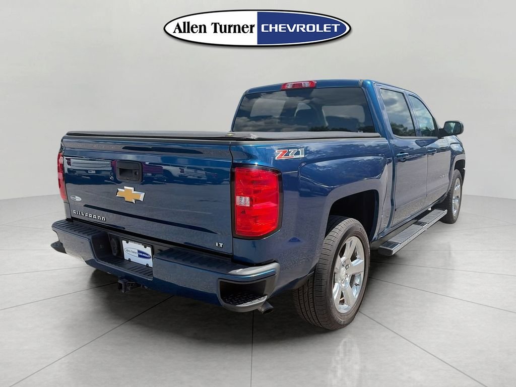 Used 2017 Blue Chevrolet LT image 4