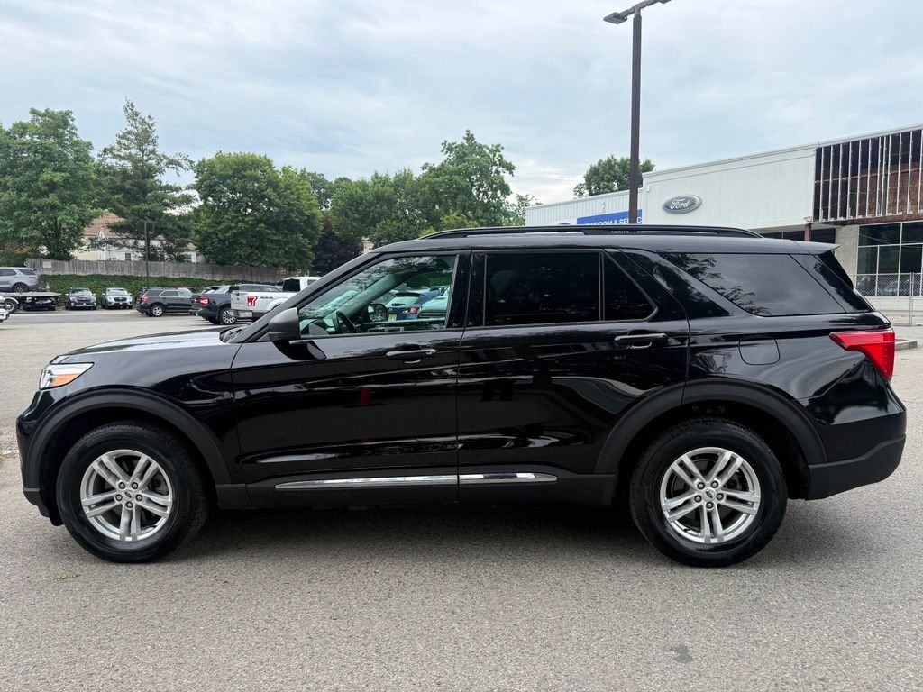 Used 2023 Black Ford XLT image 5