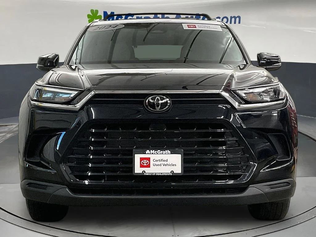 Certified Used 2024 Black Toyota XLE image 5