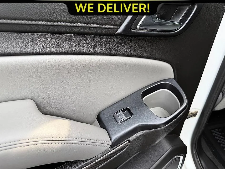 Used 2019 White Chevrolet LT image 19