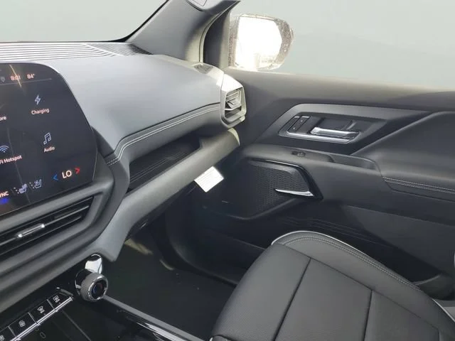 New 2026 Carpeted floor covering Chevrolet LT - Extended Range image 24
