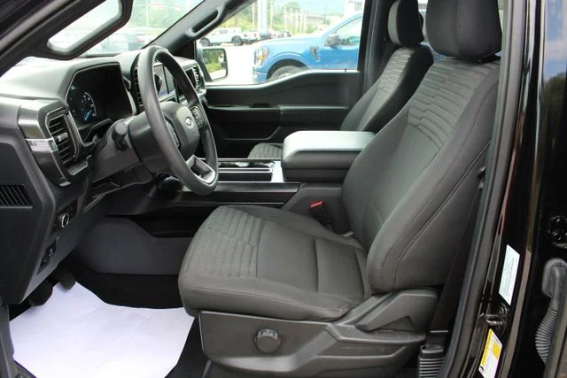 Used 2023 Black Ford XL image 7