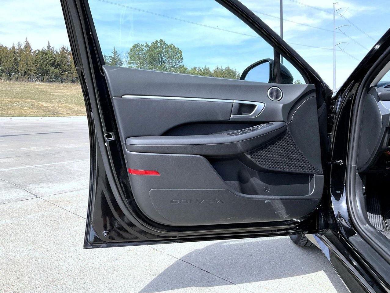New 2026 Black Hyundai SEL Sport image 9