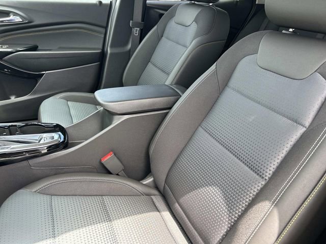 2026 Chevrolet Trax LT - Photo 18