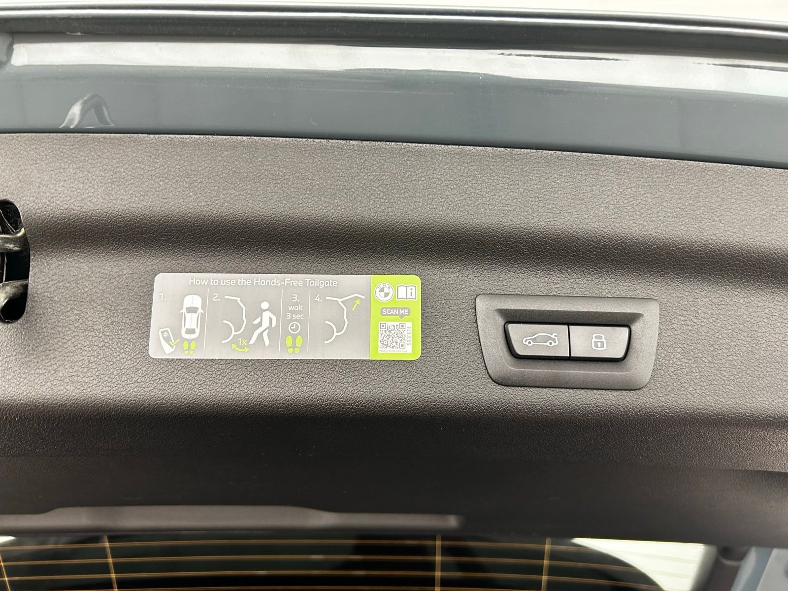 New 2026 Cape York Green Metallic BMW xDrive28i image 59