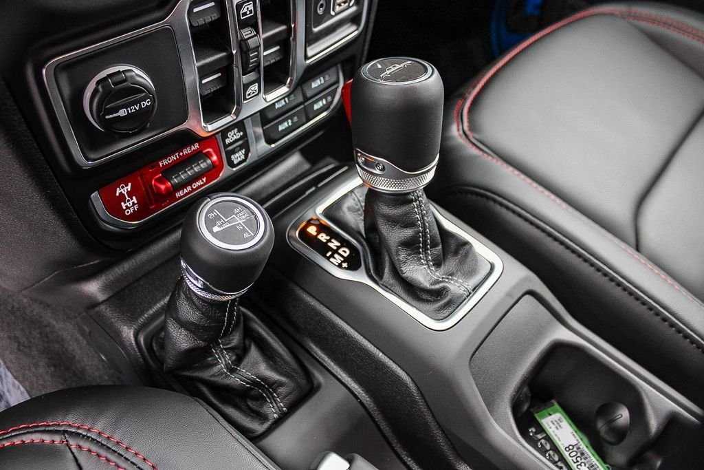 New 2026 Blue Pearl Jeep Rubicon X image 20