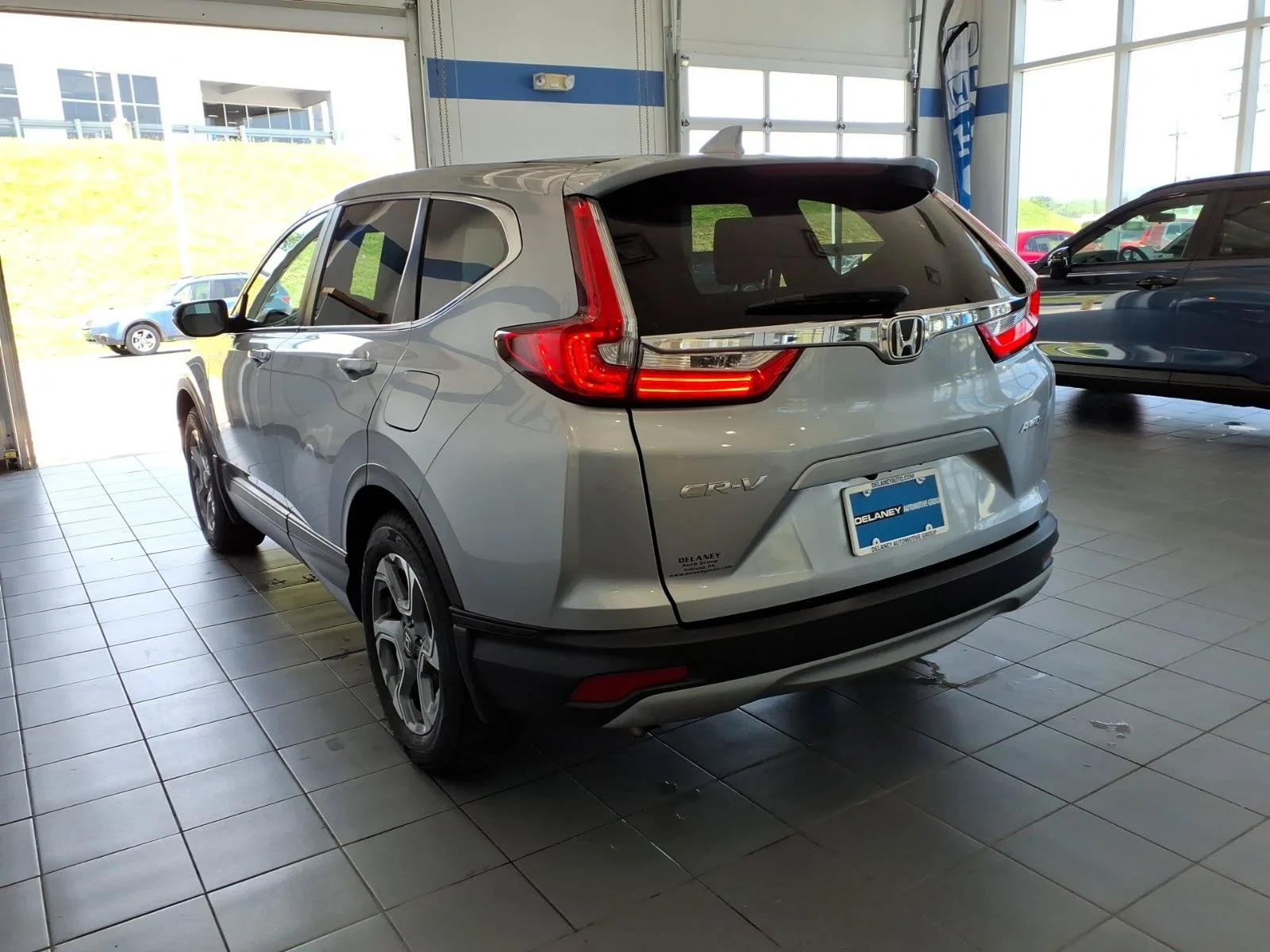 Certified Used 2017 Lunar Silver Metallic Honda EX-L image 7