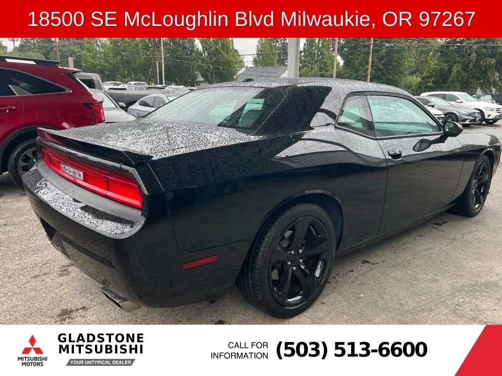 Used 2013 Black Dodge R/T image 5