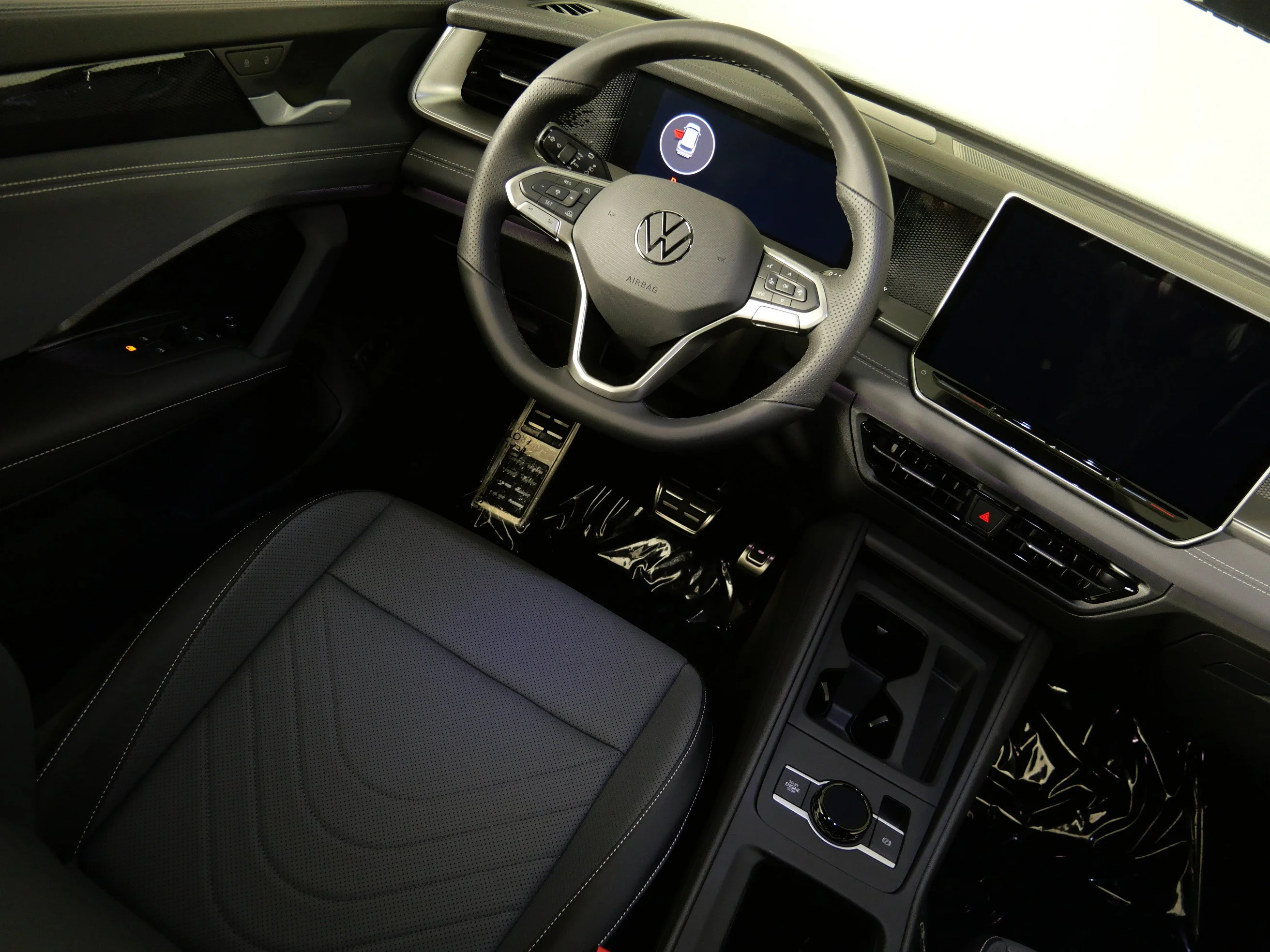 New 2026 Deep Black Pearl Volkswagen SE R-Line Black image 9