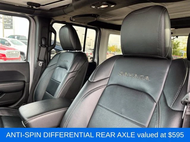 Used 2018 Silver Jeep Sahara 4x4 image 15