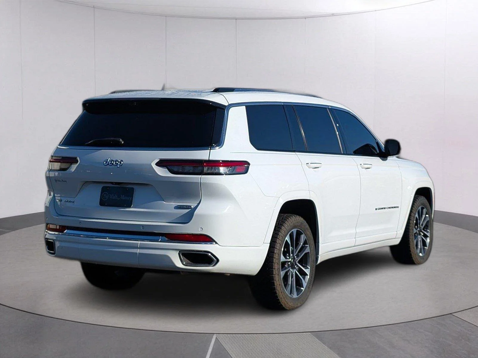 Used 2021 Bright White Clearcoat Jeep Overland image 7