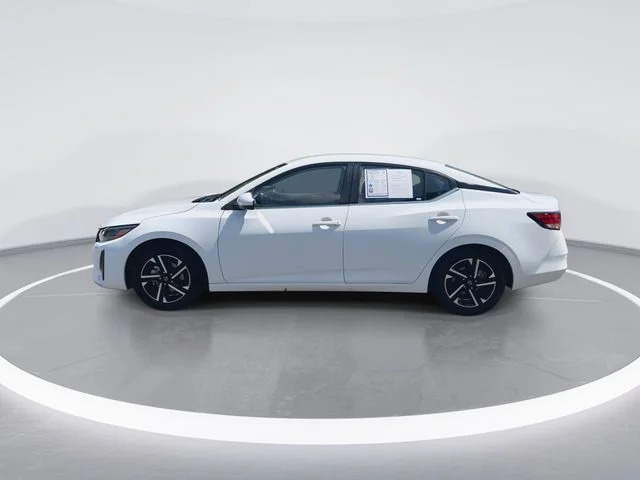 Used 2025 White Nissan SV image 5